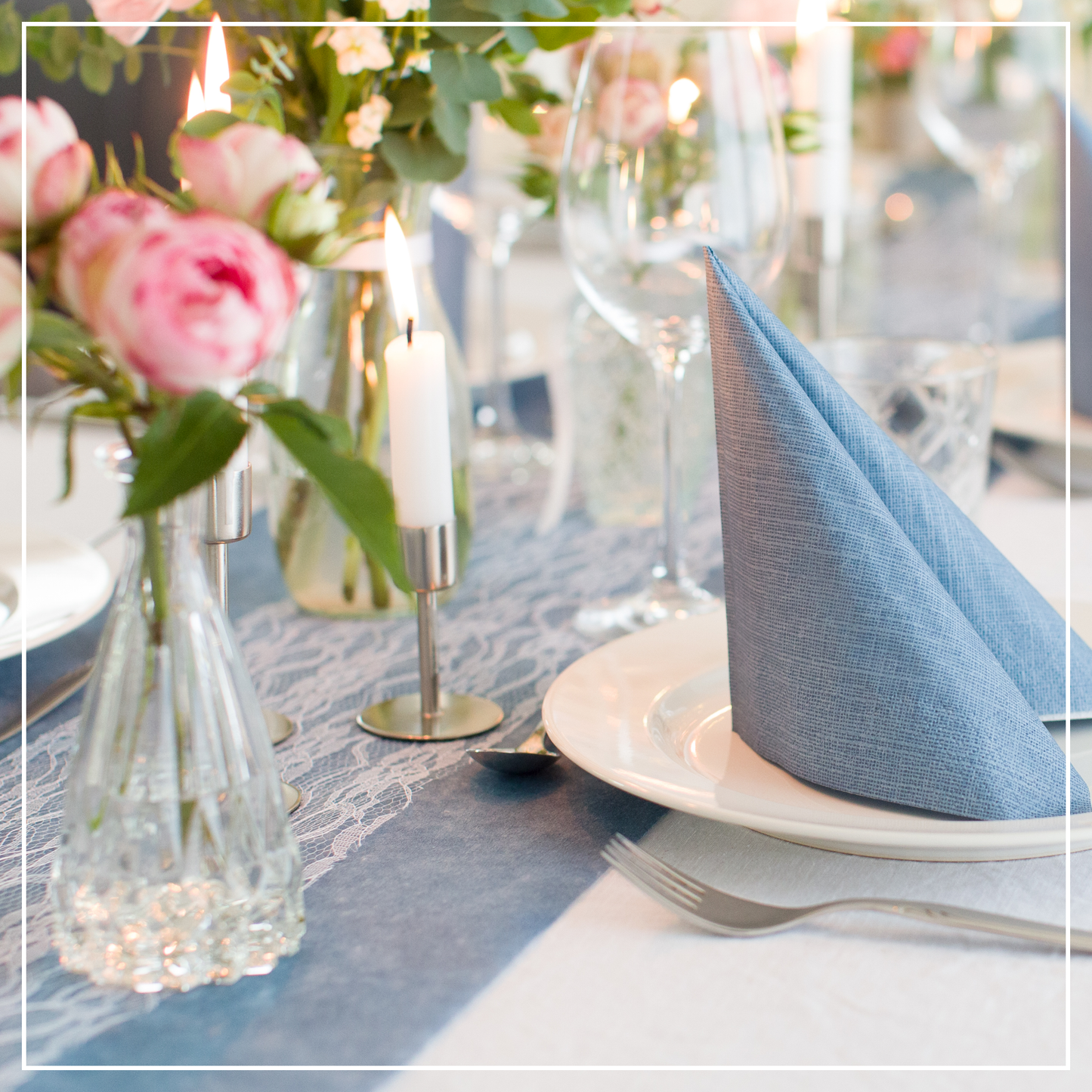Tischdeko Set Rauchblau und Weiß