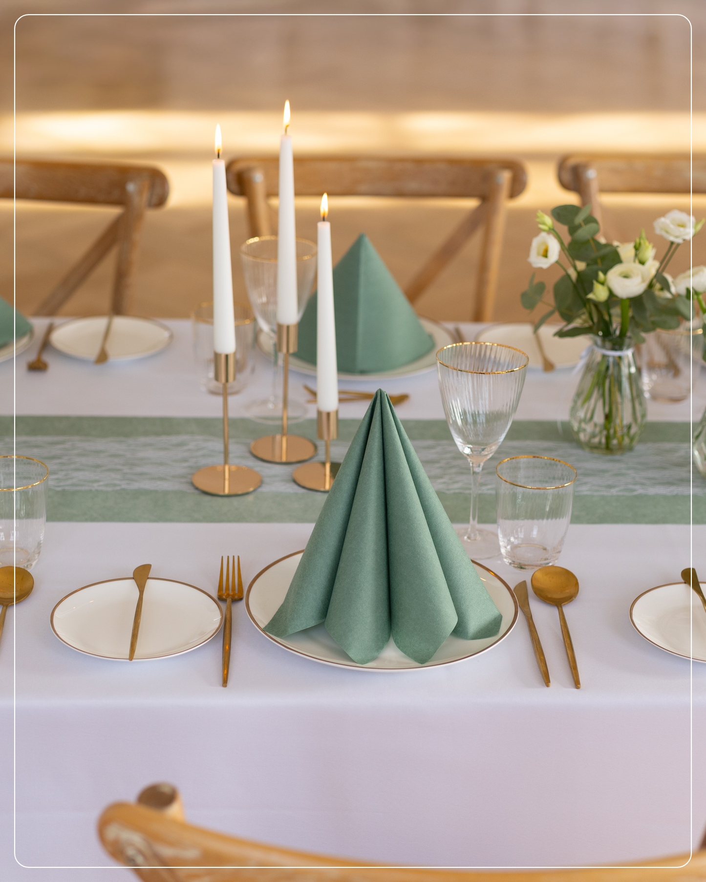 Tischdeko Set Airlaid in Eukalyptus Grün und Weiß