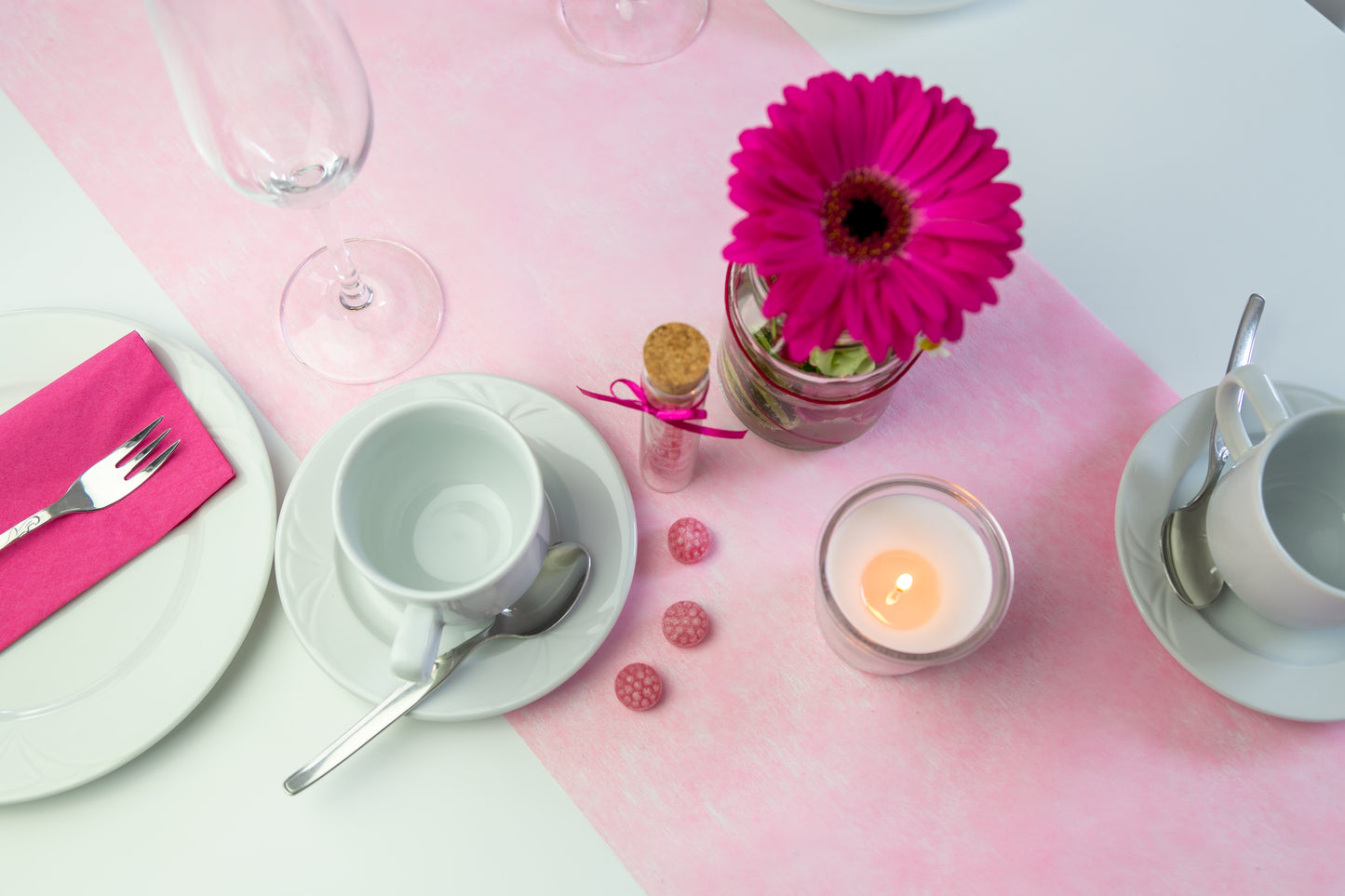 2. Wahl: Tischläufer Vlies Rosa