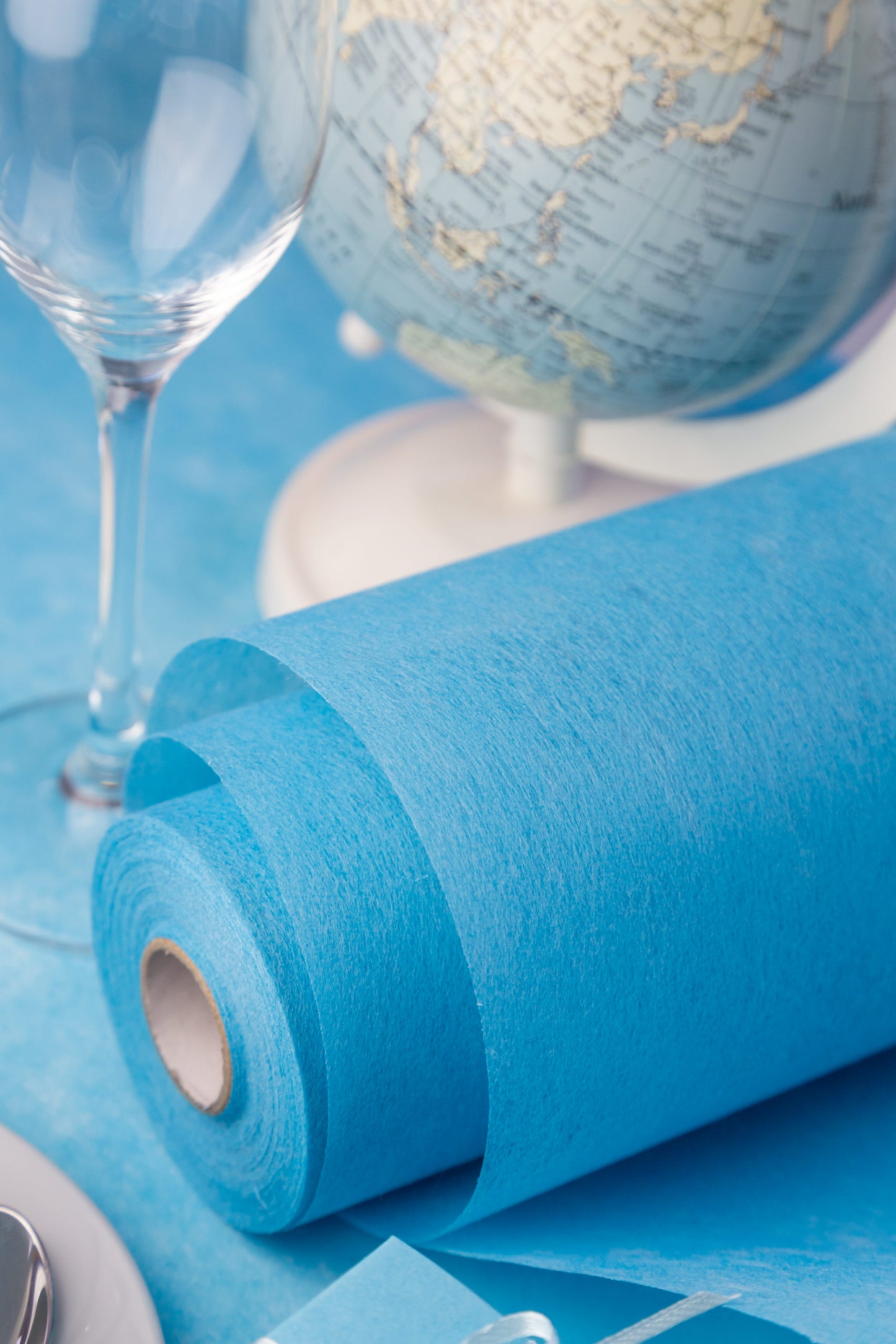 2. Wahl: Tischläufer Vlies Aqua-Blau
