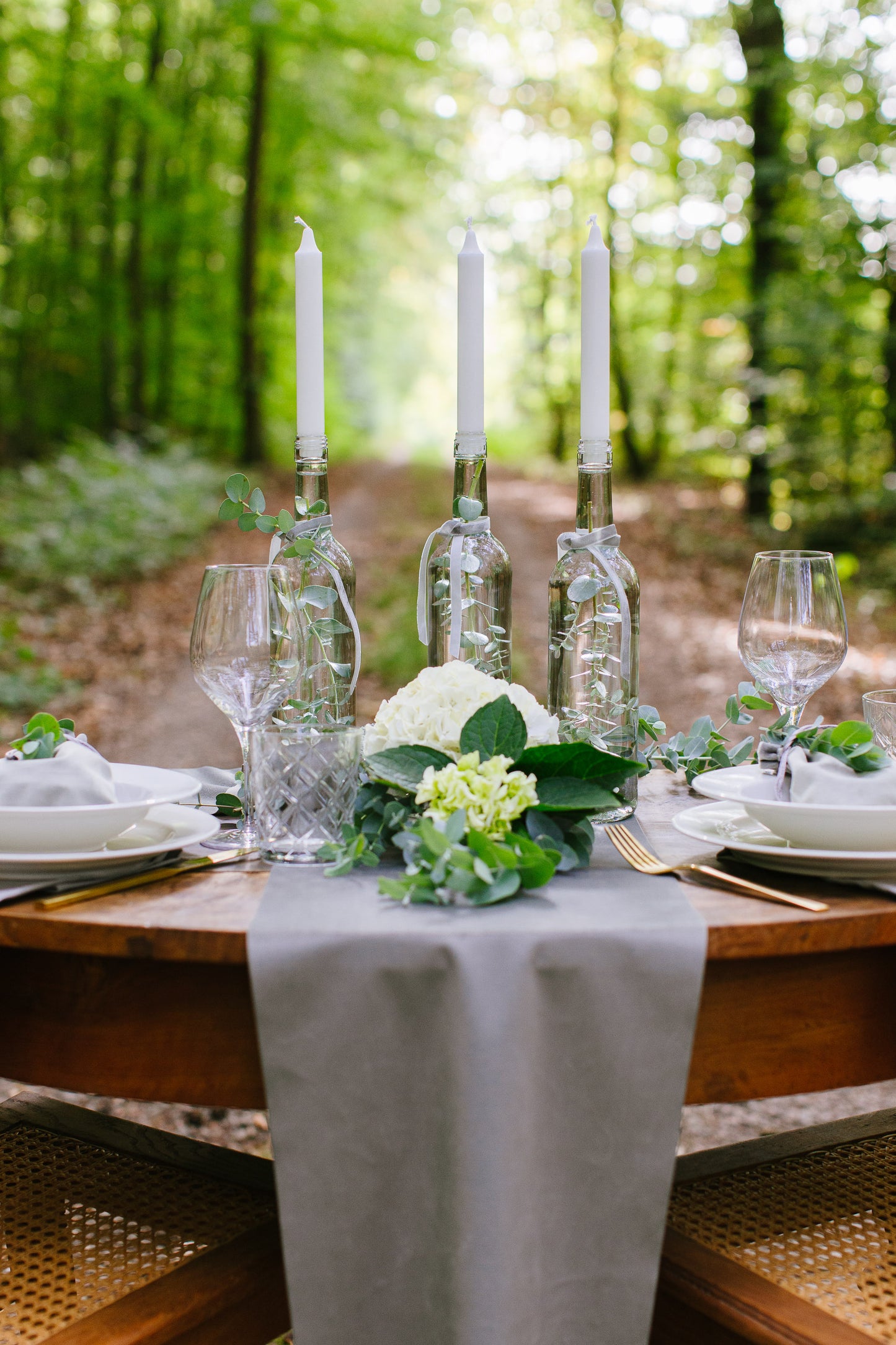 2. Wahl: Tischläufer Samt Salbeigrün