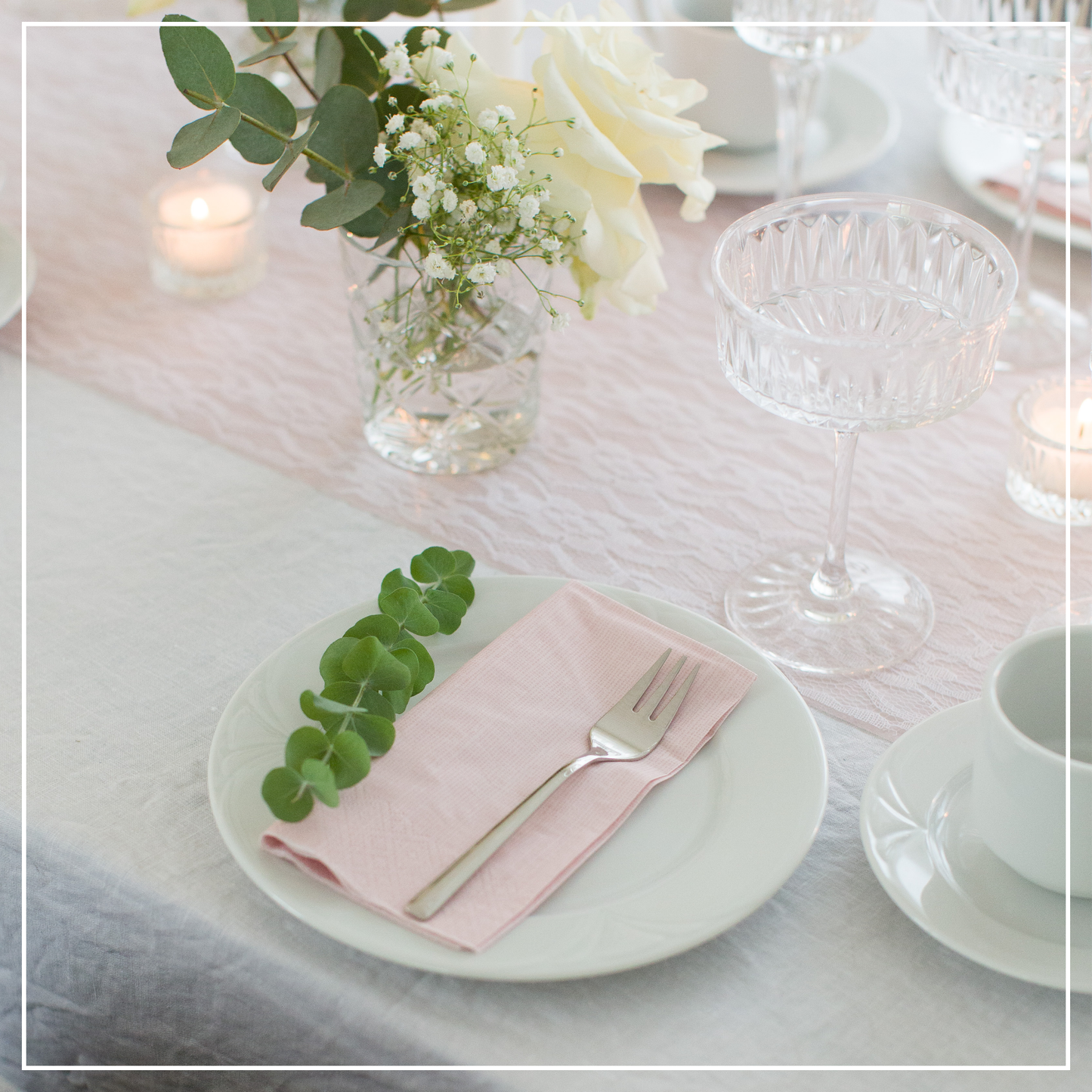 Tischdeko Set in Blush Rosé und Weiß, breite Spitze