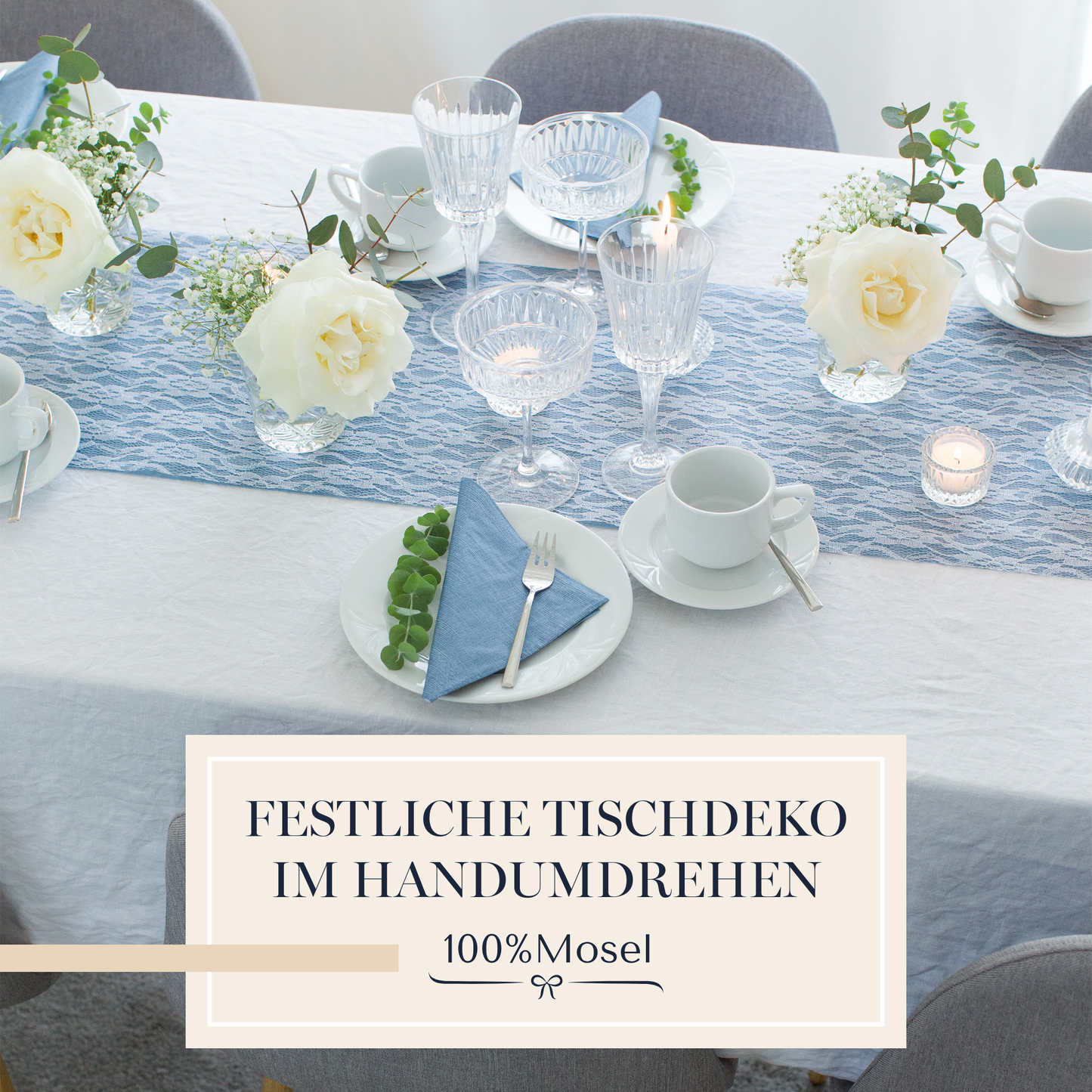 Tischdeko Set Rauchblau und Weiß, breite Spitze