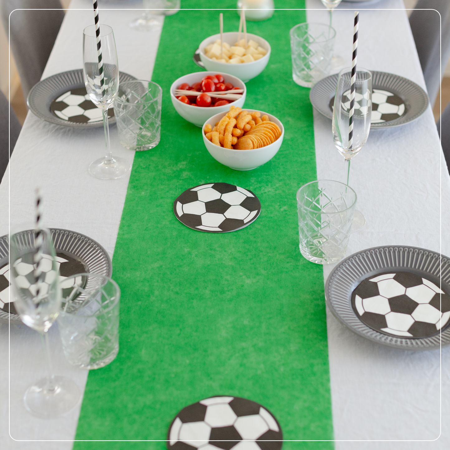 2. Wahl: Tischläufer Vlies Fußball Grün